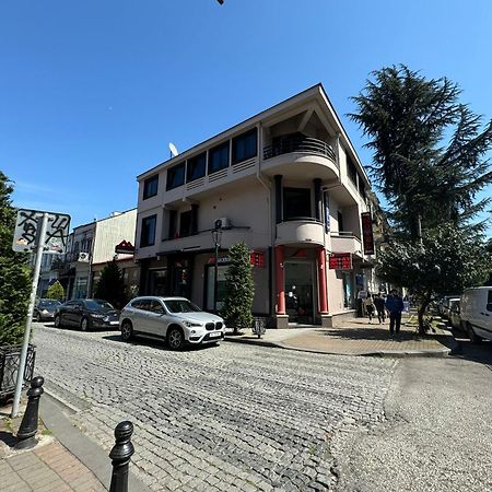 Metrepol Hotel バトゥーミ エクステリア 写真