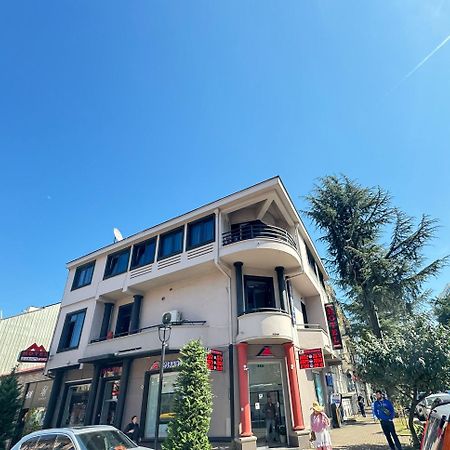Metrepol Hotel バトゥーミ エクステリア 写真