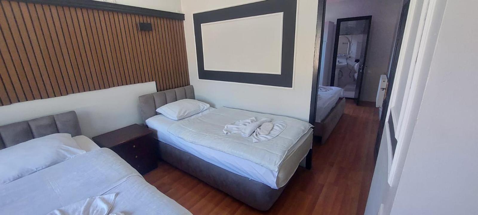 Metrepol Hotel バトゥーミ エクステリア 写真